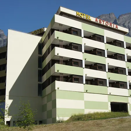 מלון Astoria לויקרבאד