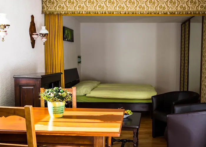 Astoria Hotel 3*